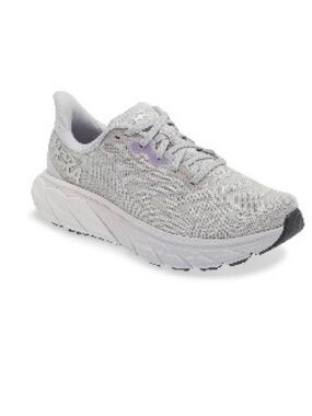 HOKA Arahi 6 Women's Running Shoes- Harbor Mist/Silver, size 11